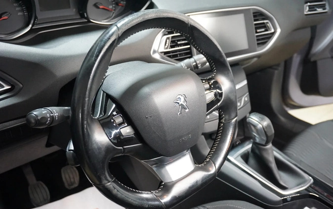 Peugeot 308 cena 33900 przebieg: 209000, rok produkcji 2017 z Miasteczko Śląskie małe 781